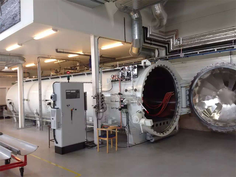 Теплонапорный резервуар 2.2×12